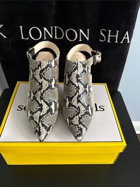 Seven Dials Black & White Snake-Print Slingback Pointed Mules